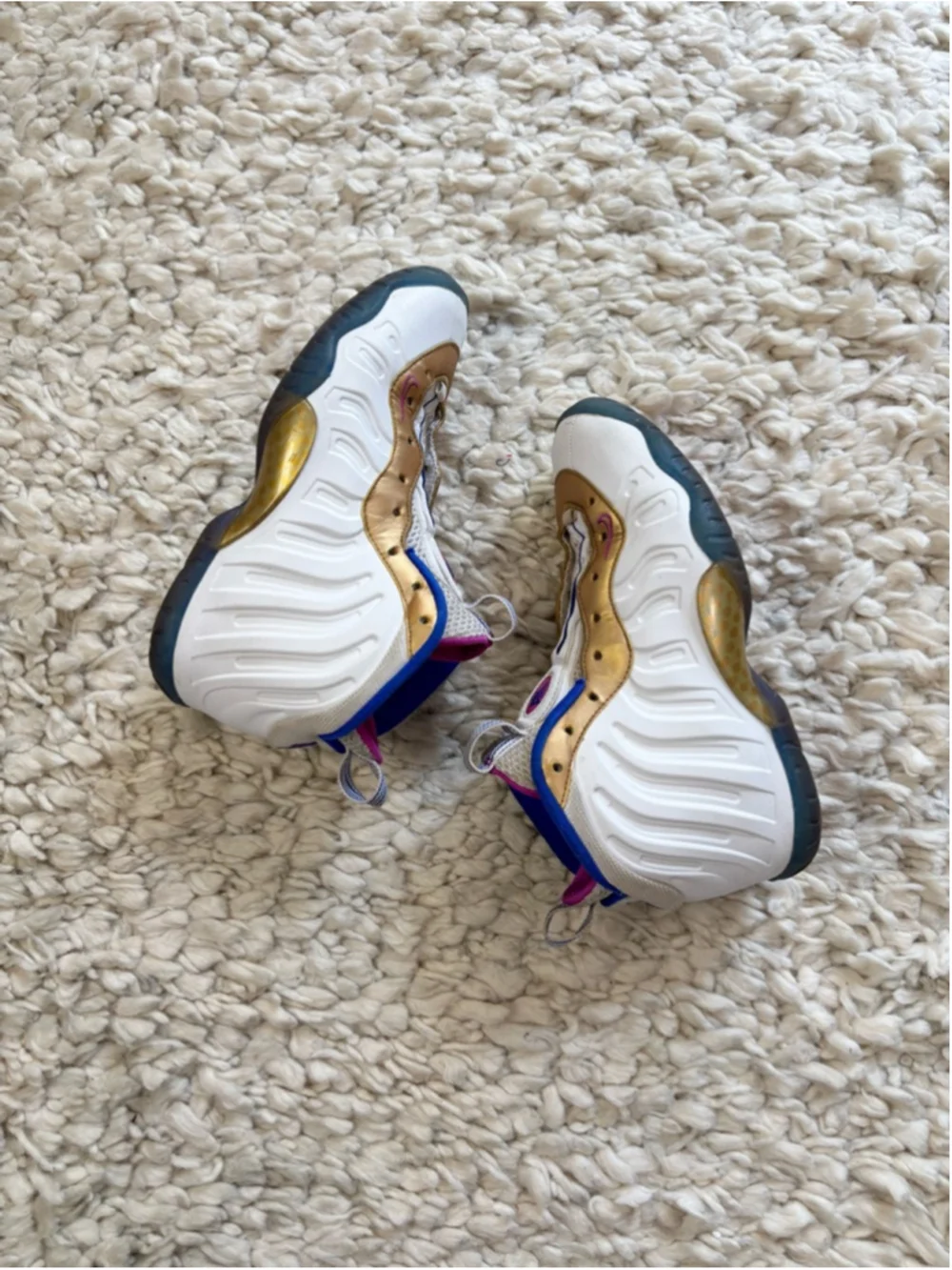 Nike Little Posite One Kids Shoes Size 5y Fuchsia Blast White/Gold